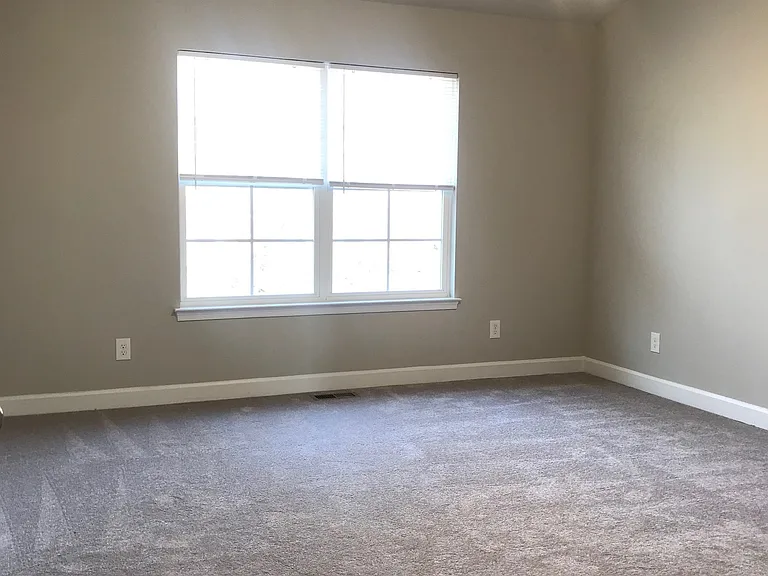 48 Andrews Pl — Photo 8