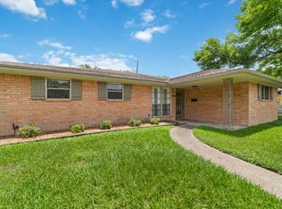 4118 Donna Lynn Dr, Houston, TX 77092