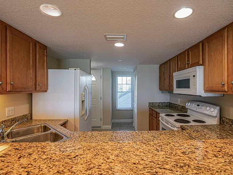 2700 Ocean Dr #208S — Photo 10