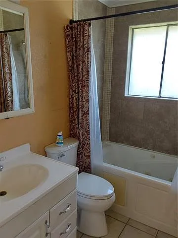 2025 Starling Dr — Photo 15