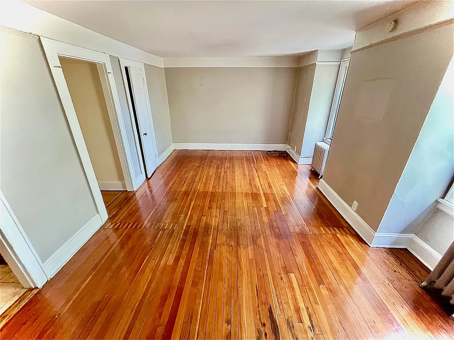 21-24 28th Street — Photo 3