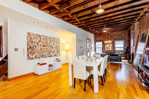 Rented by Town Residential | media 18