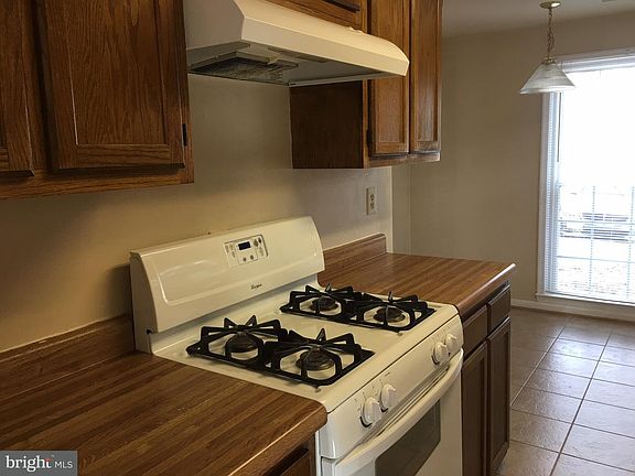 5th image of 14401 Manassas Gap Ct