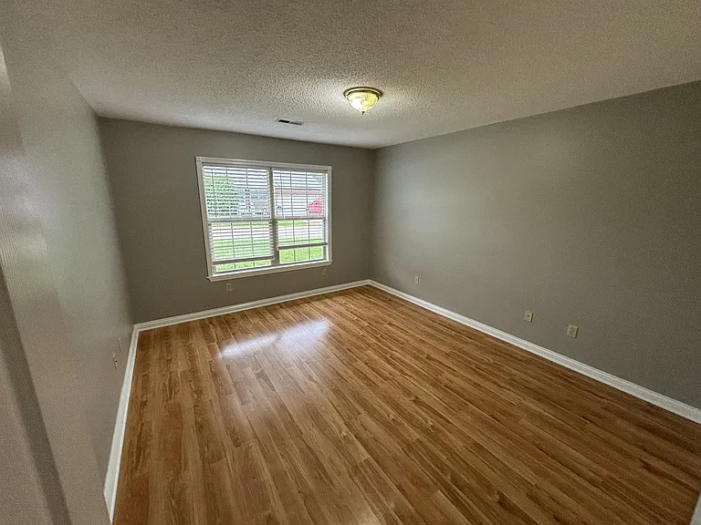 185 Millard Tilley Rd #B — Photo 9