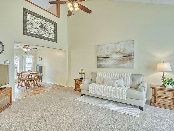 2nd image of 22 Sleepy Holw