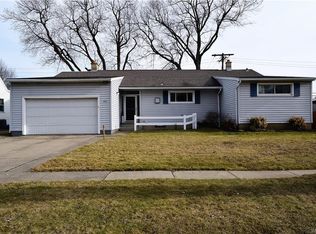 195 Burnside Dr, Tonawanda, NY 14150