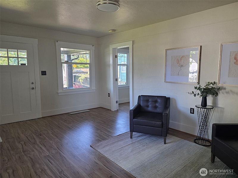 2nd image of 8902 Forest Road SW