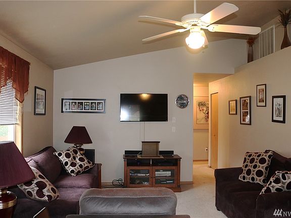 2nd image of 1445 Fruitland Dr