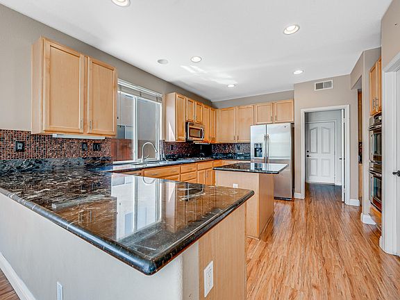 3rd image of 45277 Chateau Ct #1