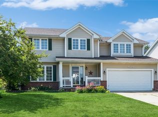 9108 Longview Dr, Johnston, IA 50131