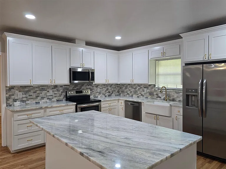 1585 County Road 237 — Photo 9