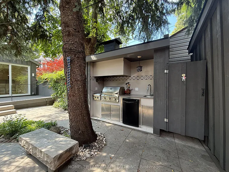80 Rockwell Ave #1 — Photo 33