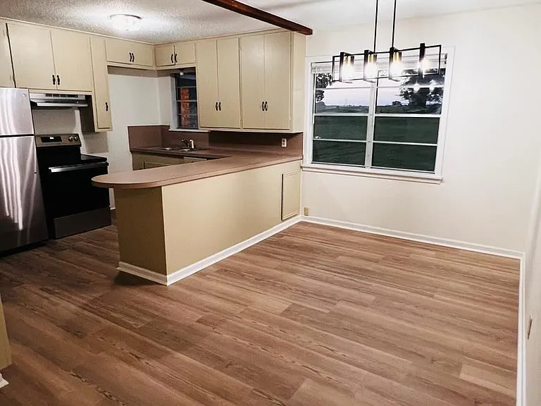 3794 County Road 3070 — Photo 11
