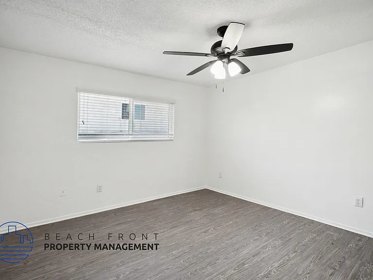 5447 Norwalk Blvd — Photo 17