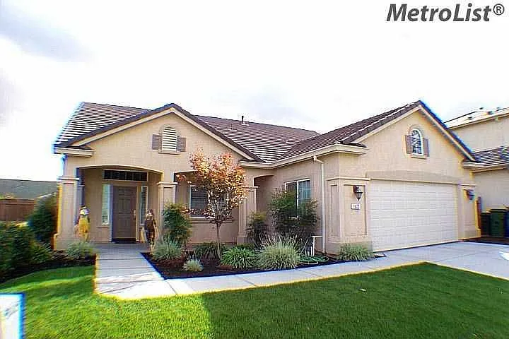 1672 Moonbeam Way photo 1
