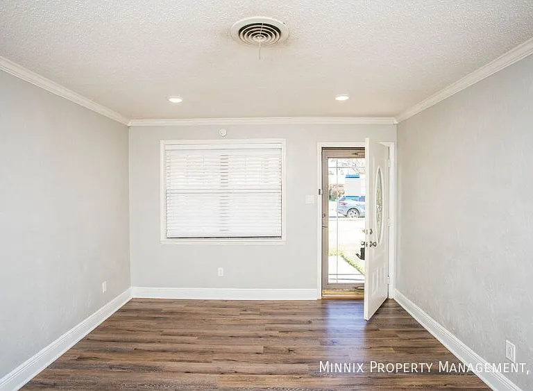 5523 17th Pl — Photo 16