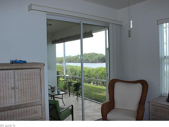 5th image of 254 Newport Dr APT 401