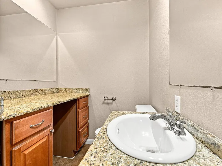 4805 Evans Ave #B — Photo 24