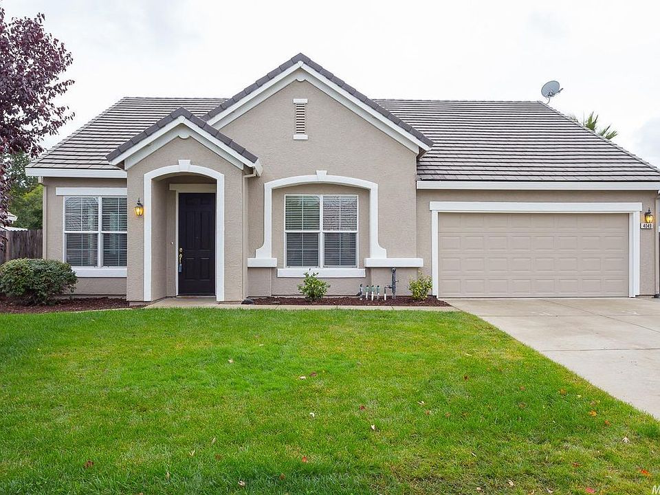 1st image of 4049 Lochaber Dr