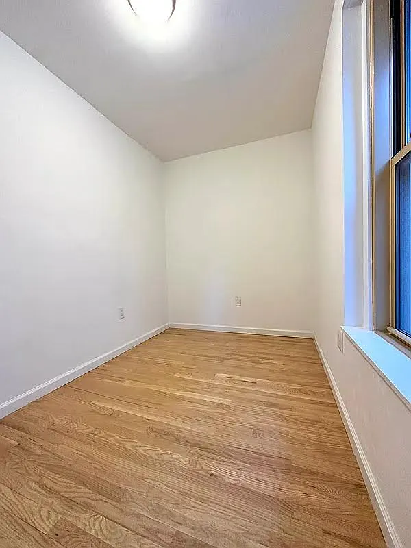 Building Photo - 417 E 64th St #1C