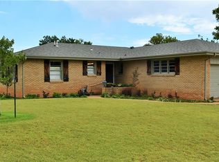 817 Standifer Rd, Elk City, OK 73644