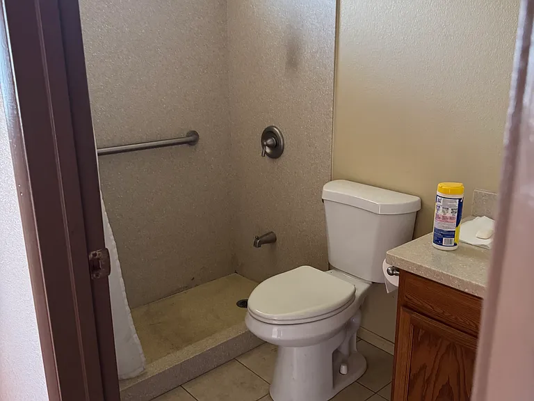 816 Mokauea St — Photo 22