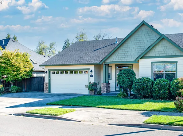 2505 Borders Dr, Eugene, OR 97404