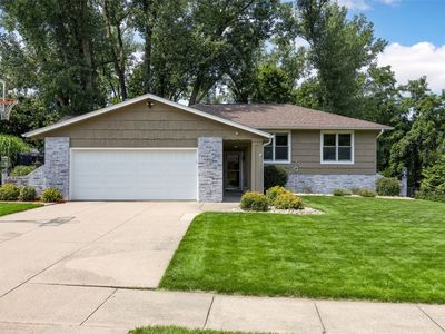 419 Green Valley Ter SE, Cedar Rapids, IA, 52403