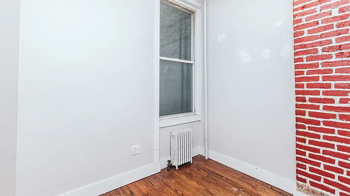 Rented by Nooklyn NYC LLC | media 22