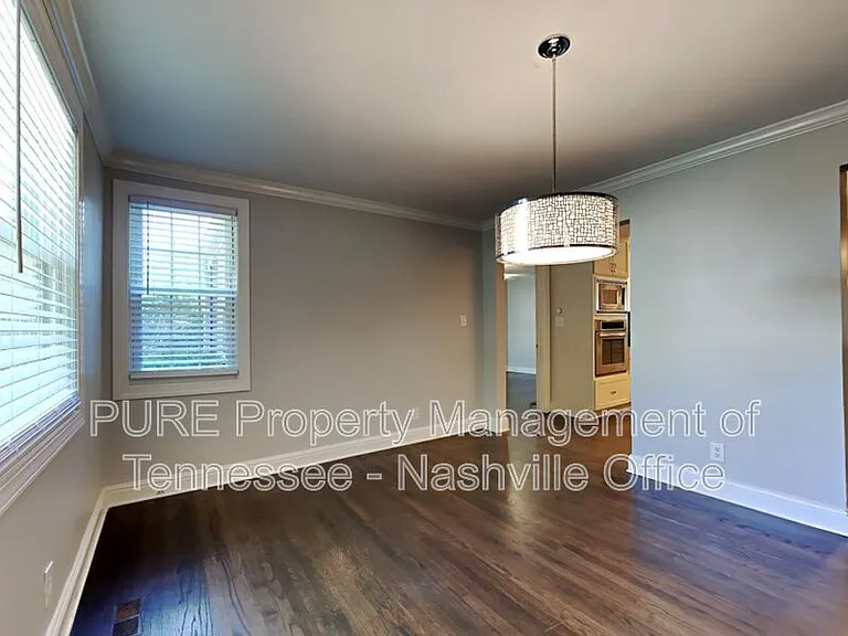 3818 Woodmont Ln — Photo 10