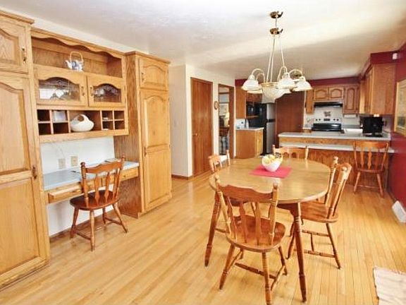 4th image of 2625 Poplar Springs Cir