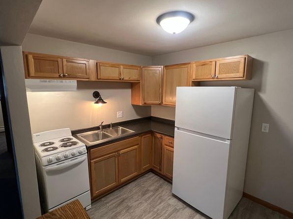 360 Spruce St E #13