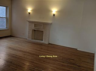 3743 W Argyle St APT 2, Chicago, IL 60625