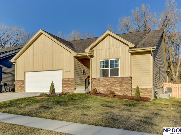 2866 Krejci Blvd, Blair, NE 68008