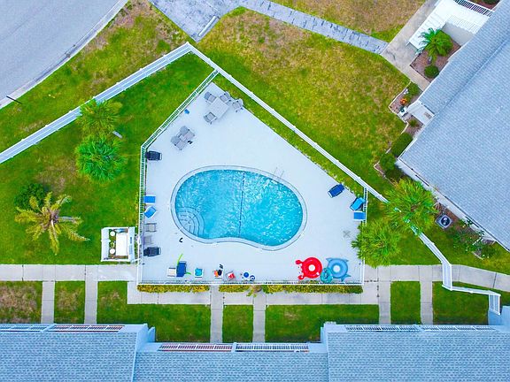 2nd image of 2631 Saint Josephs Dr W