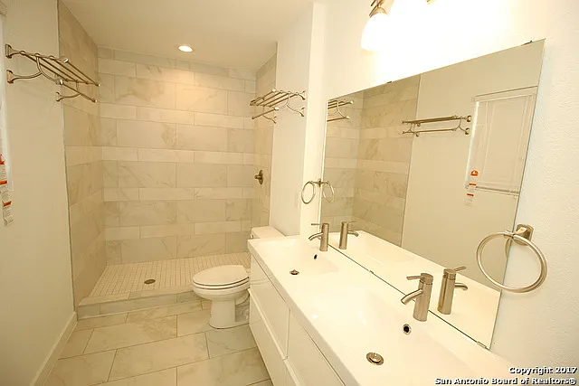 101 Aribe Dr — Photo 8