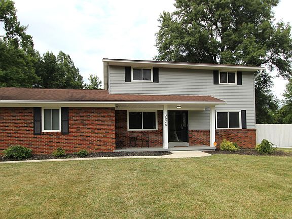 2nd image of 3626 Florian Dr