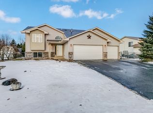 3339 Quarry Ave, Anoka, MN 55303