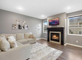 6982 Archer Trl, Inver Grove Heights, MN 55077