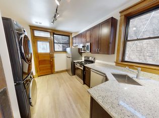 1415 W Cuyler Ave #3, Chicago, IL 60613