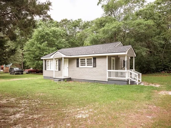 2316 Kirven Dr, Hartsville, SC 29550