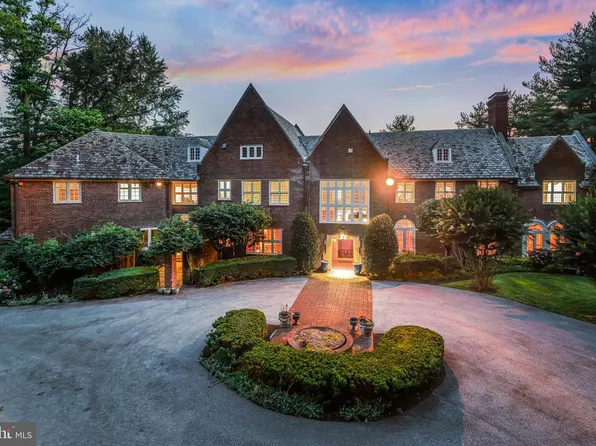 717 N Spring Mill Rd, Villanova, PA 19085