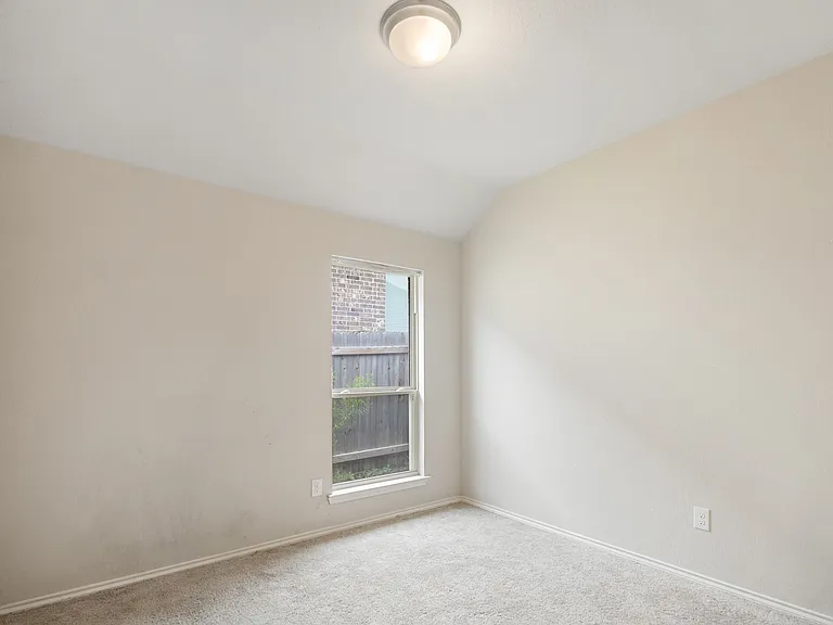 2630 River Pointe — Photo 9