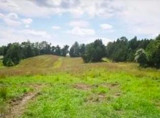 41 River View Dr, Hardwick Twp., NJ 07825