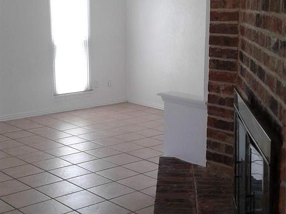 4th image of 3310 Amberway Dr