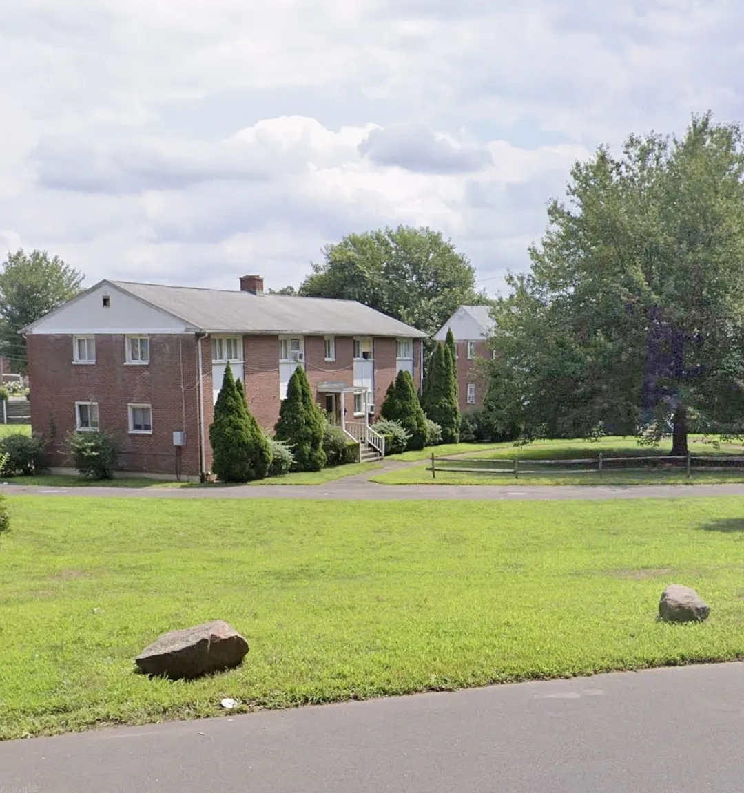 265 Park Rd — Photo 1
