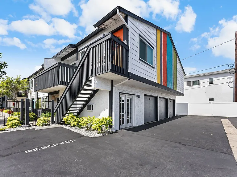 Eastside Apartments — Photo 34