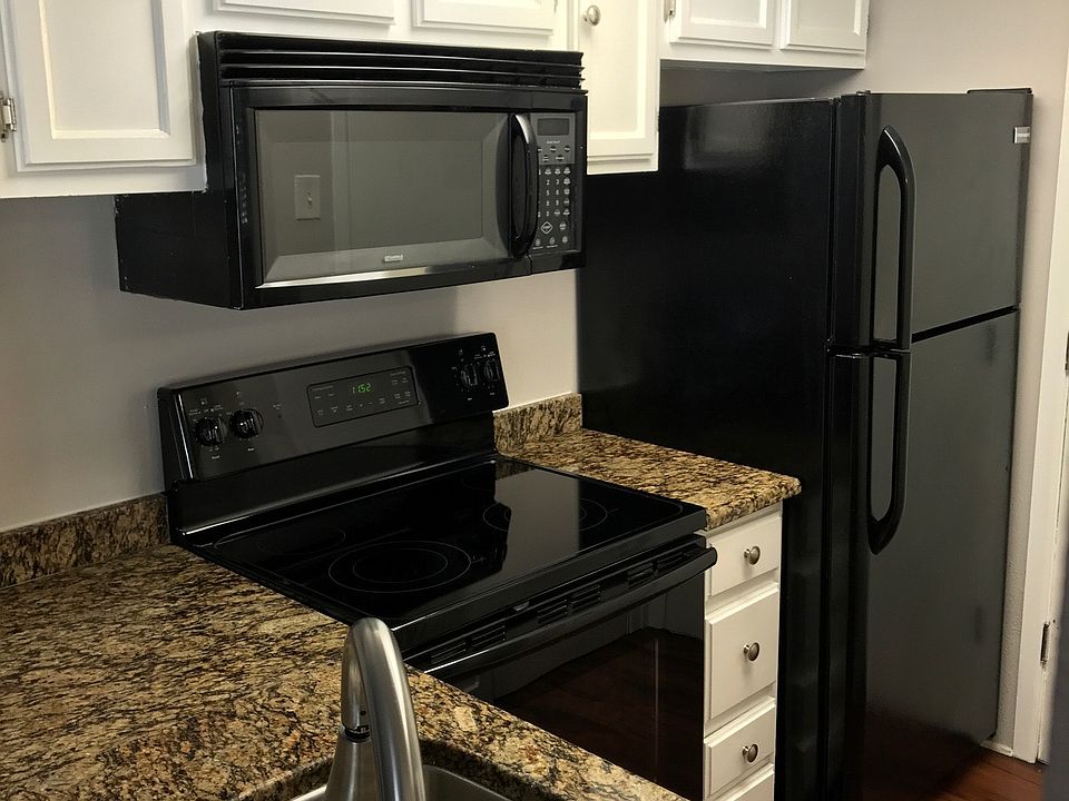 1st image of 1250 S Monaco Street Pkwy APT 39