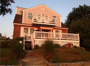 231 Pequot Ave, New London, CT 06320