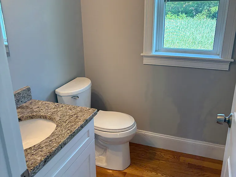 713 Sea St #1 — Photo 8